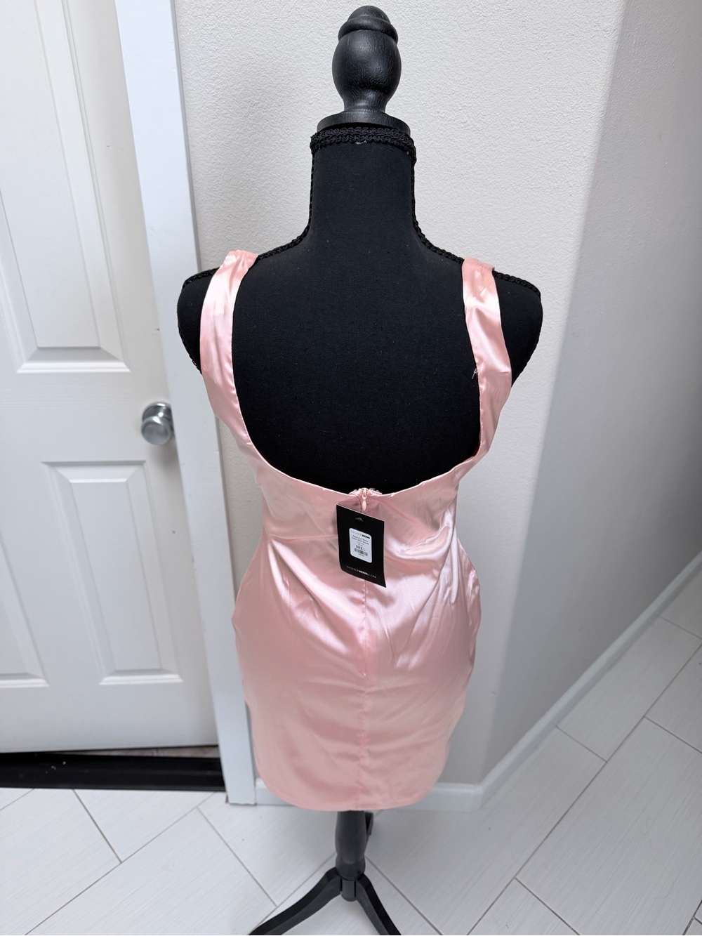 Fashion Nova Pink Satin Mini Sheath Dress